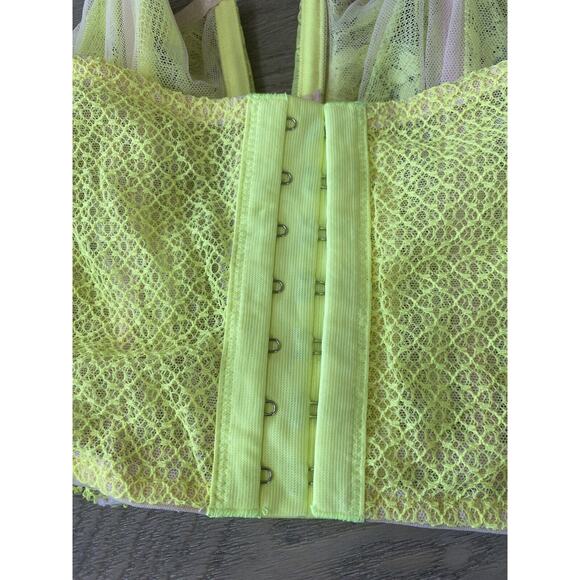 La Senza Regina Miracle Bustier Crop Bra Yellow Lace 34B NWOT - Picture 3 of 4